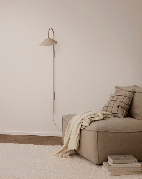 Arum Wall Lamp Tall